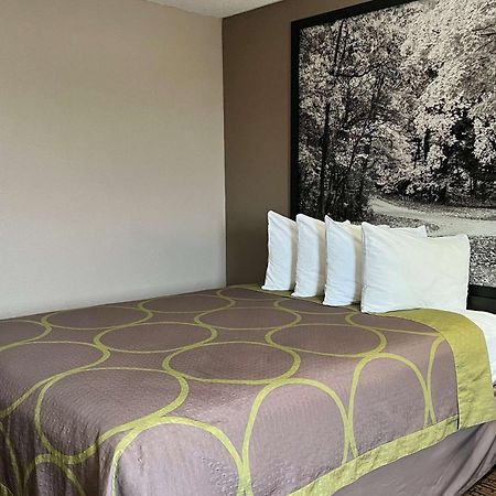 Super 8 By Wyndham Indianapolis Emerson Экстерьер фото